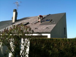 Peinture sur toitures in Verneuil-en-Halatte, Hauts-de-France (7400)